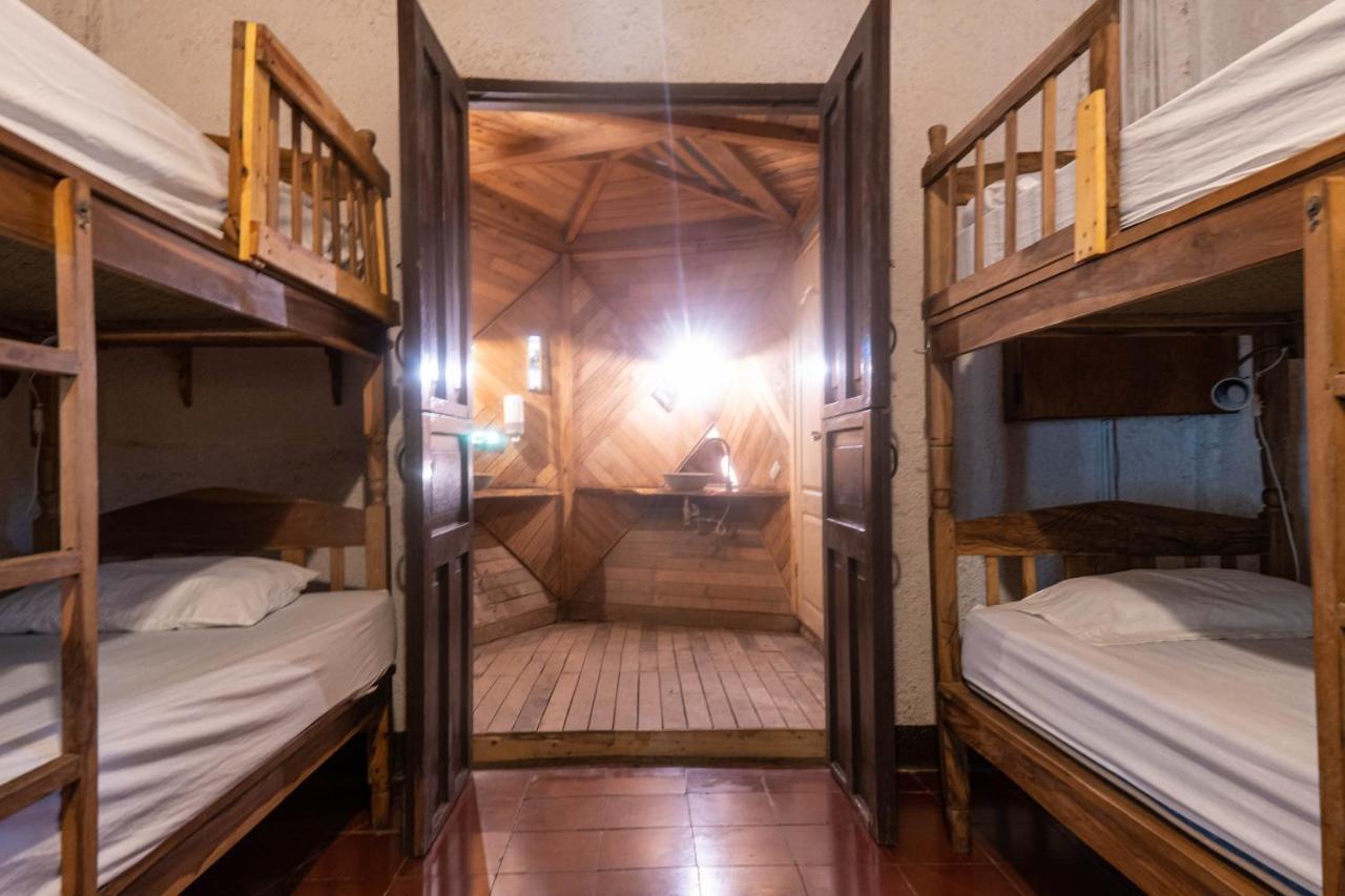 Caracolito Hostel Las Penitas Luaran gambar