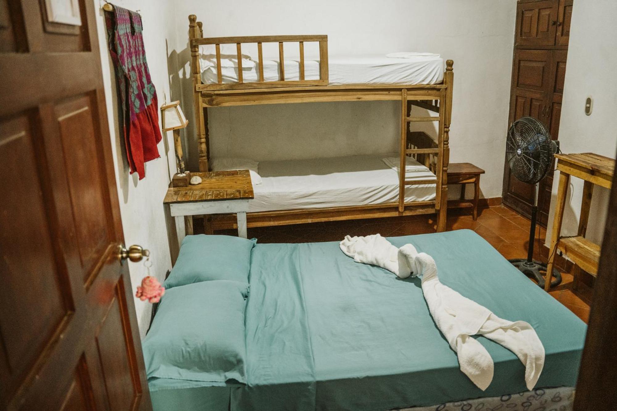 Caracolito Hostel Las Penitas Luaran gambar