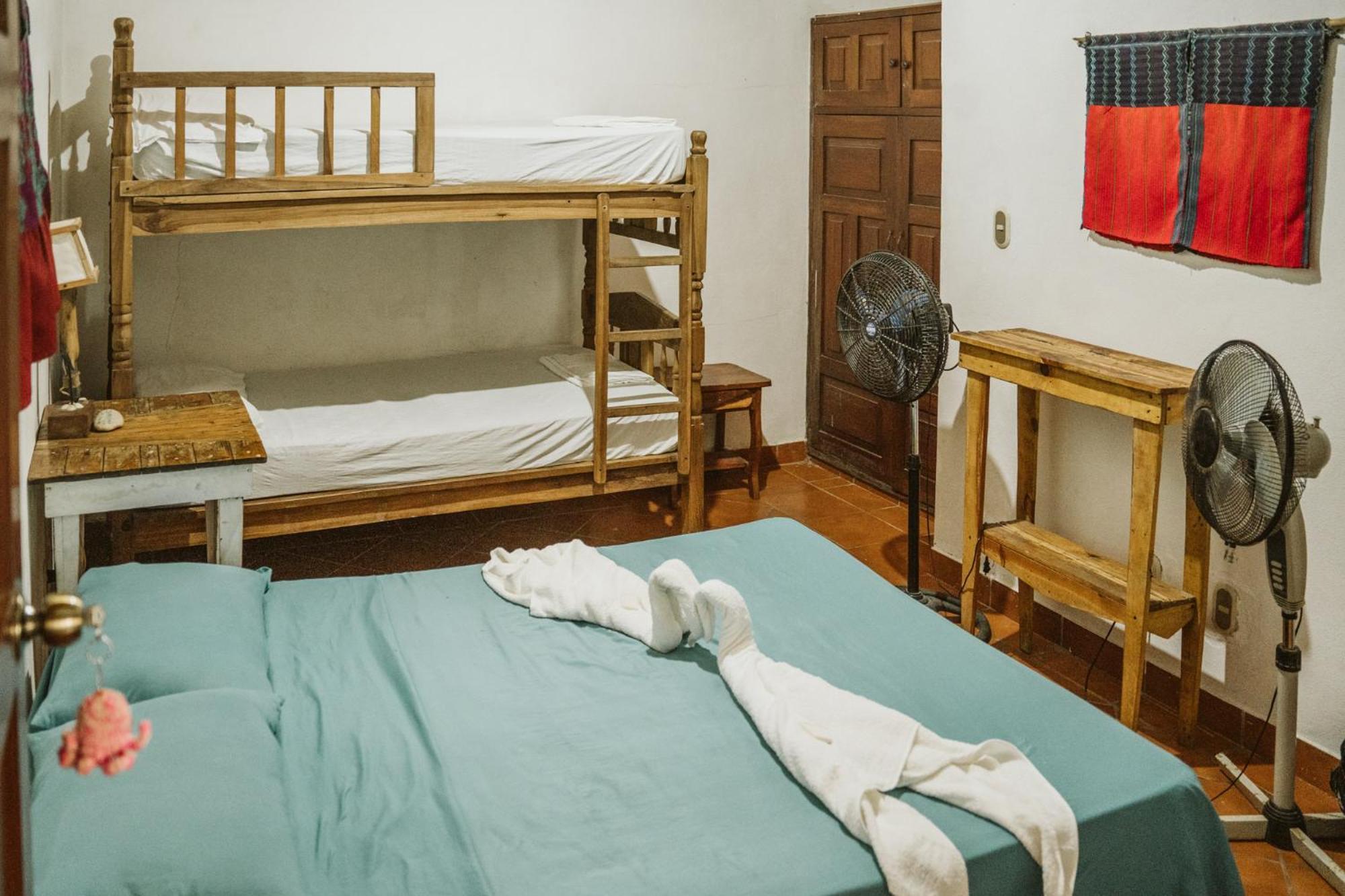 Caracolito Hostel Las Penitas Luaran gambar